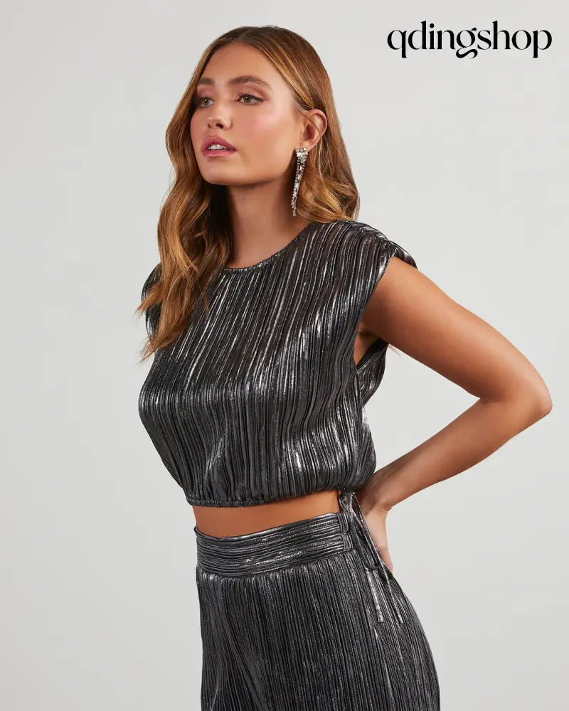 Sinclair Metallic Plisse Crop Blouse - Short Sleeve Top